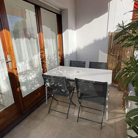 Lumineux, A Deux Pas De La Plage, Wifi, Equipe Et A Pied ! * La Seyne-sur-Mer